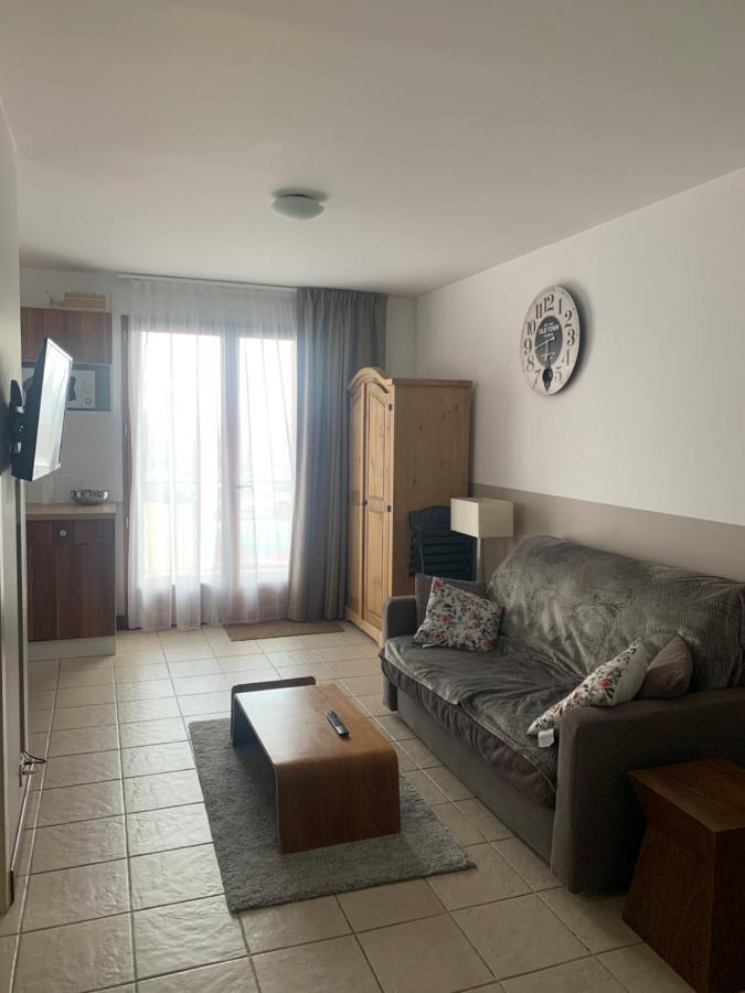 T2 Apartment *